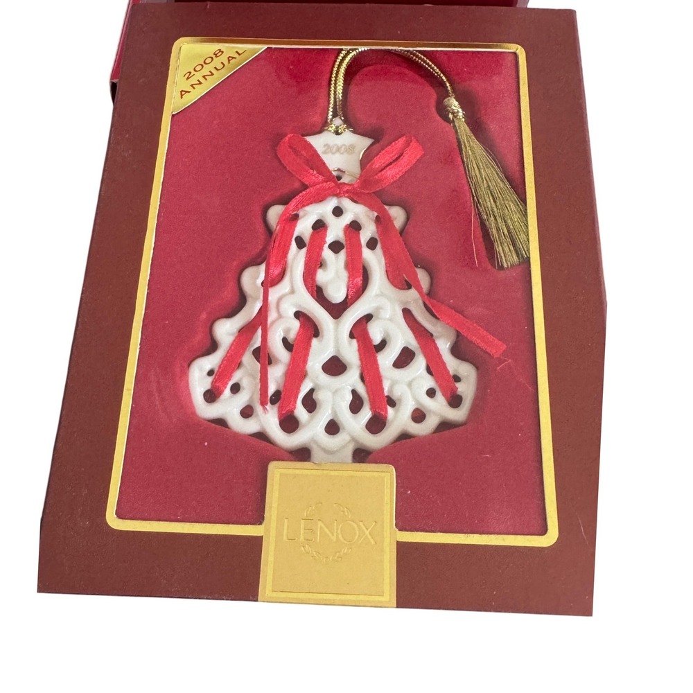Lenox 2008‎ Annual Christmas Wrappings Tree Ornament Ivory Red Ribbon 792722